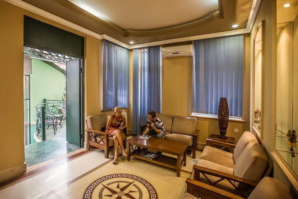 Apart Voyage Batumi Exterior foto